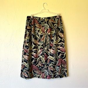 Vintage patterned midi skirt from Requirements🍂